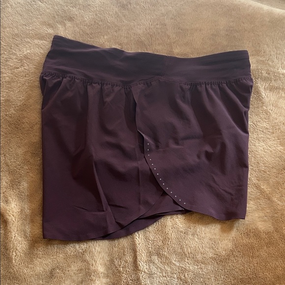 Fast and Free High-Rise Classic-Fit Split Short 3" - Picture 6 of 11